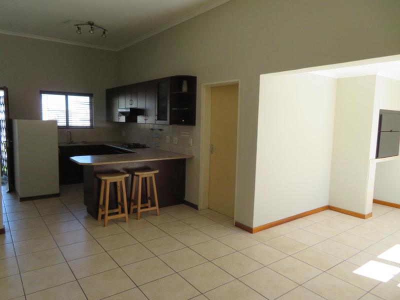 To Let 3 Bedroom Property for Rent in Eikenbosch Western Cape
